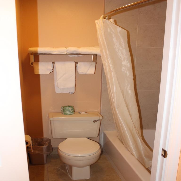 Budget Inn Lynchburg And Bedford Goode Phòng bức ảnh